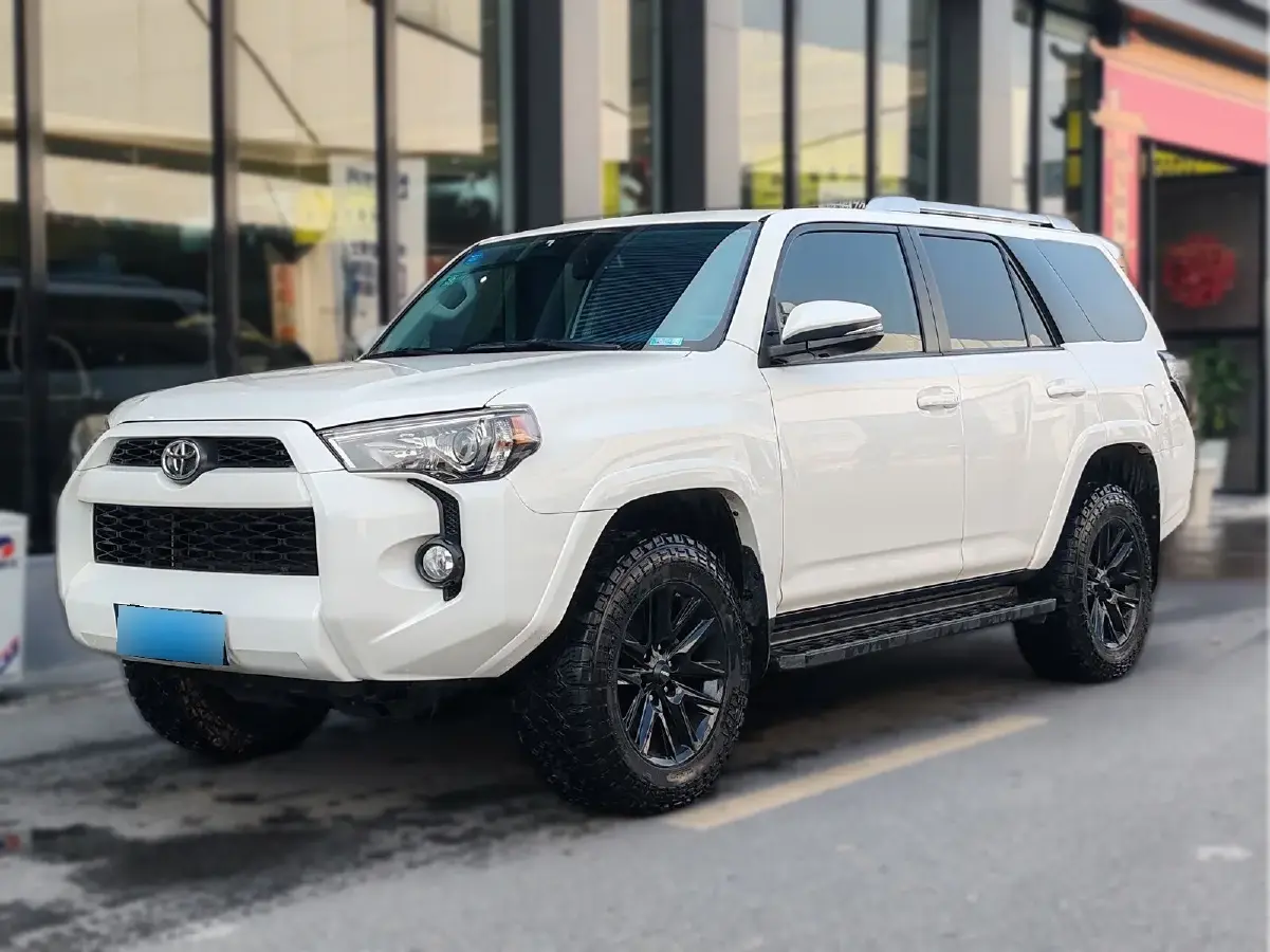 2022 Toyota 4Runner 4.0L 273HP V6 5AT
