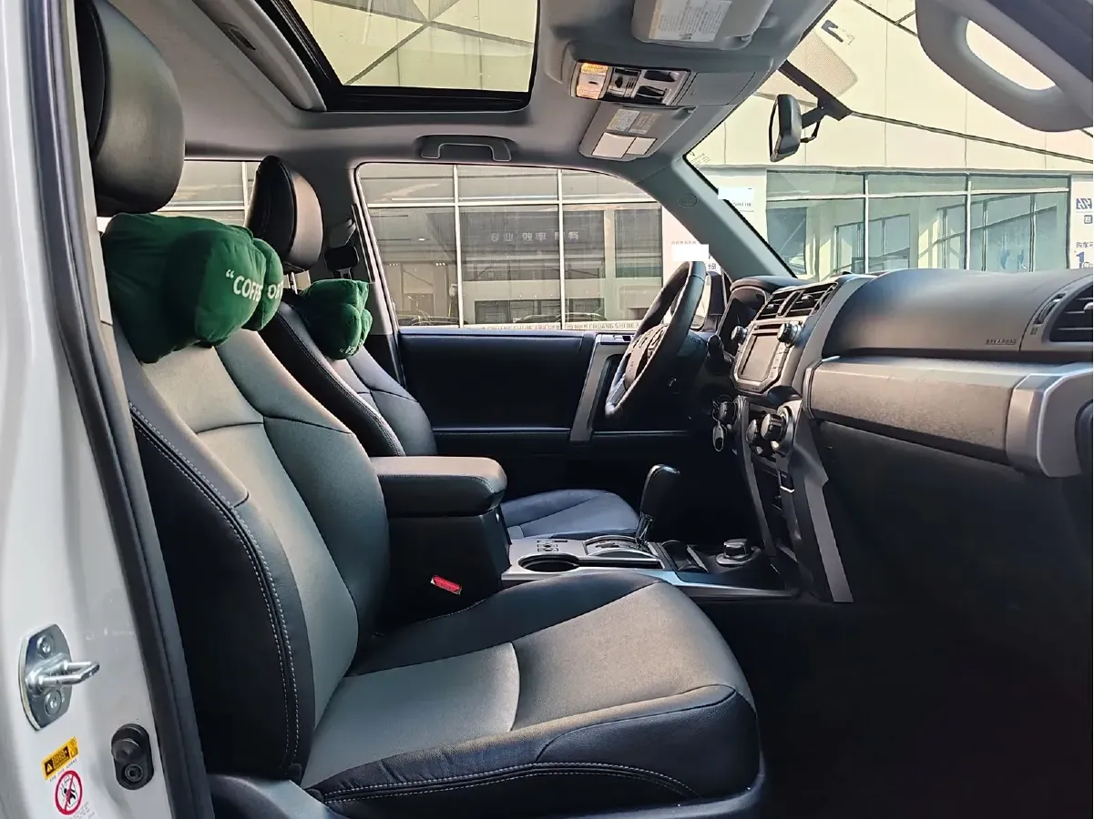 2022 Toyota 4Runner 4.0L 273HP V6 5AT,autocango,china used car exporter,china ev exporter,chinese used car exporter,chinese used ev exporter