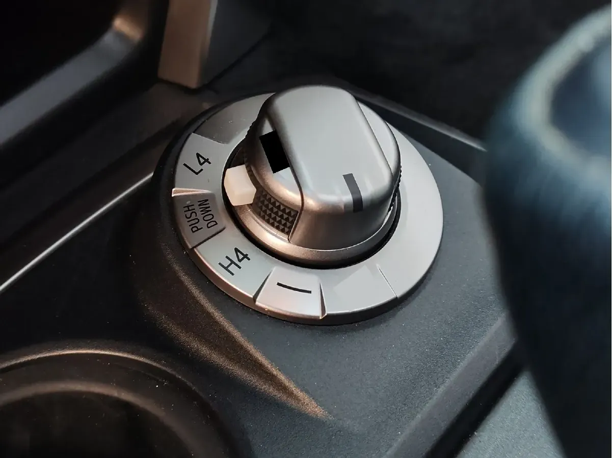 2022 Toyota 4Runner 4.0L 273HP V6 5AT,autocango,china used car exporter,china ev exporter,chinese used car exporter,chinese used ev exporter