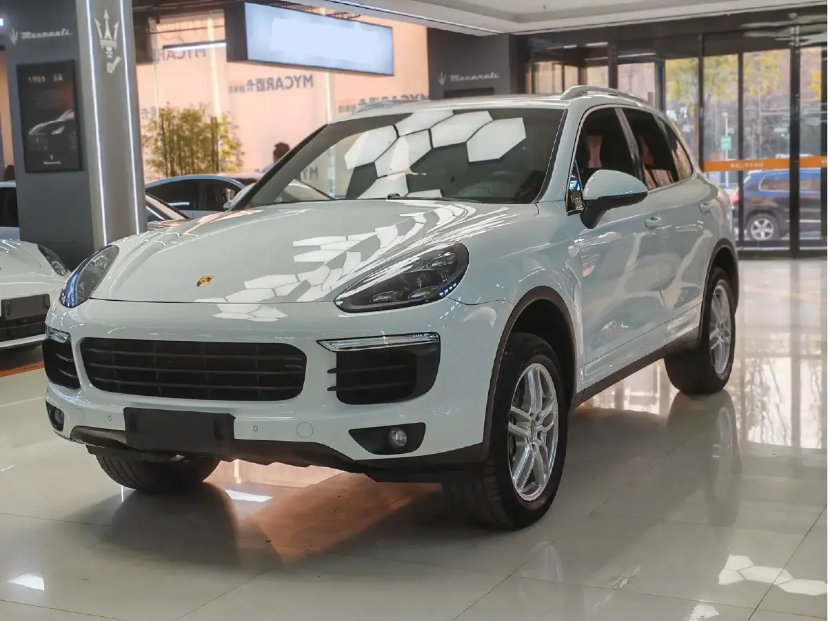 2015 Porsche Cayenne 3.0T 333HP V6 8AT