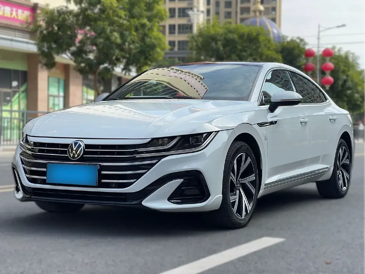 2023 Volkswagen CC 2.0T 186HP L4 7DCT