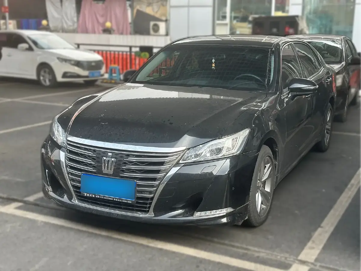 2015 Toyota Crown 2.0T 235HP L4 8AT