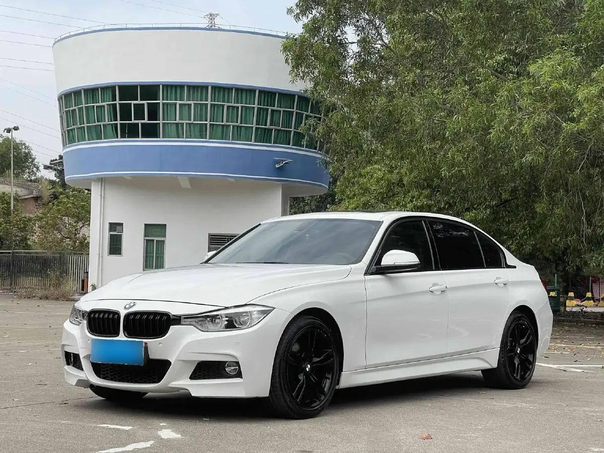 2019 BMW 3 Series 2.0T 184HP L4 8AT