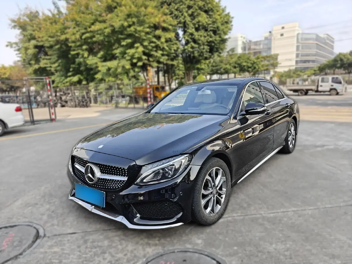 2015 Mercedes-Benz C Class 2.0T 184HP L4 7AT