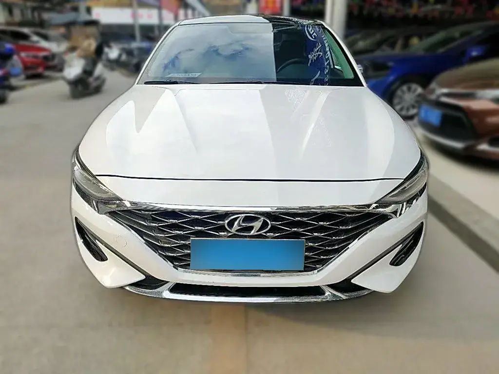 2019 Hyundai La Festa 1.6T 204HP L4 7DCT