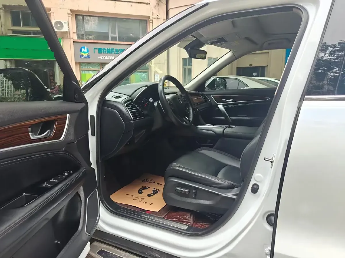 2017 Honda Avancier 2.0T 272HP L4 9AT,autocango,china used car exporter,china ev exporter,chinese used car exporter,chinese used ev exporter