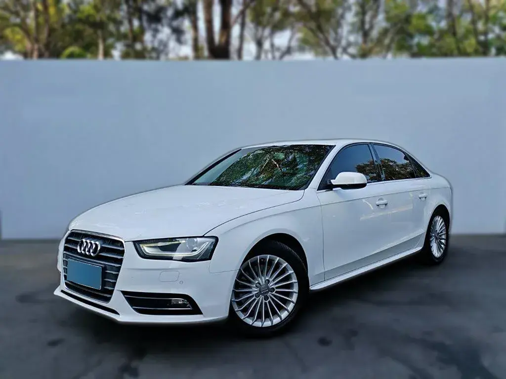 2015 Audi A4L 2.0T 180HP L4 CVT