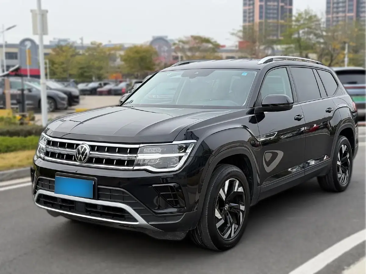 2023 Volkswagen Teramont 2.0T 220HP L4 7DCT