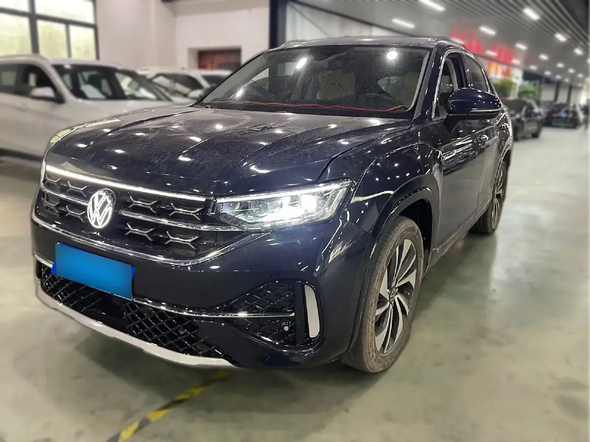 2023 Volkswagen Tayron X 2.0T 186HP L4 7DCT