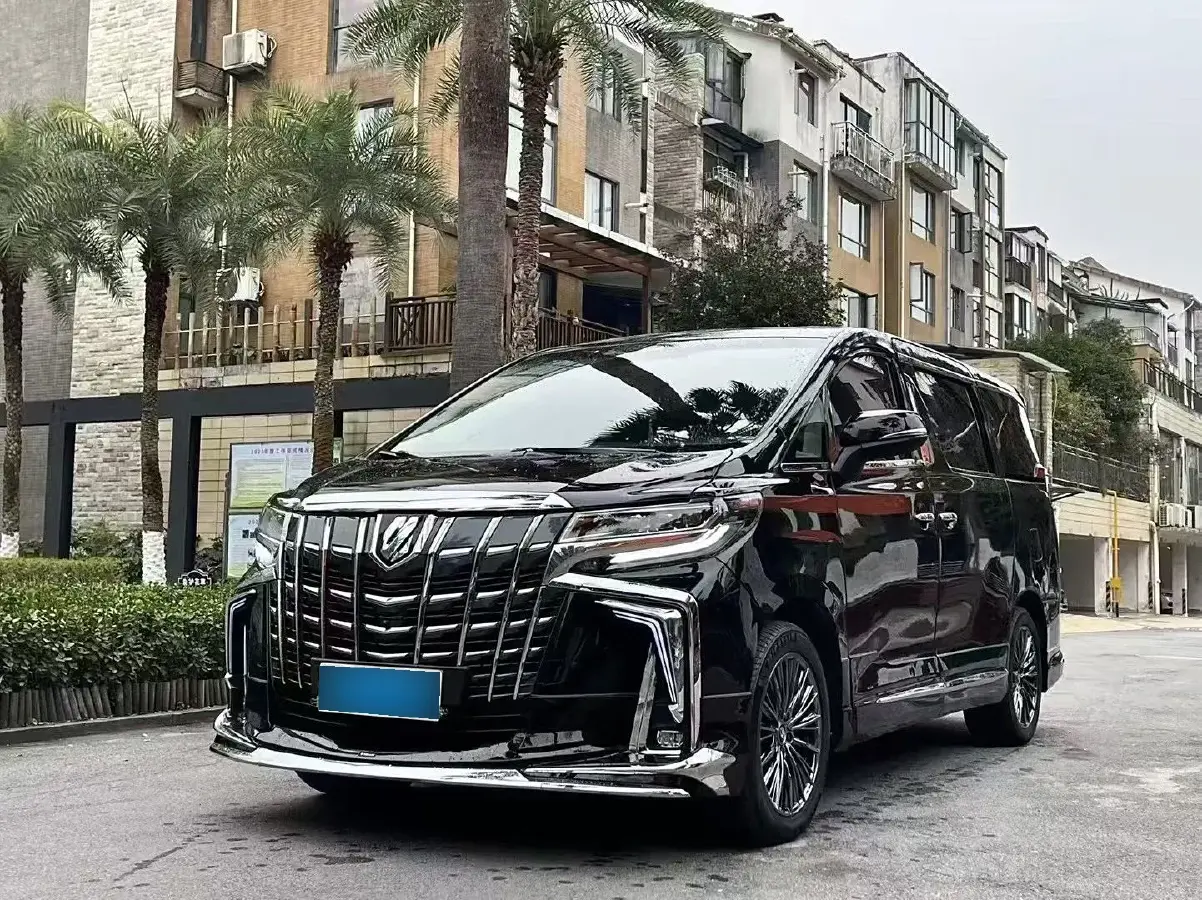 2012 Toyota Alphard 3.5L 275HP V6 6AT