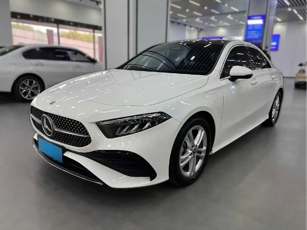 2024 Mercedes-Benz A Class 1.3T 136HP L4 7DCT