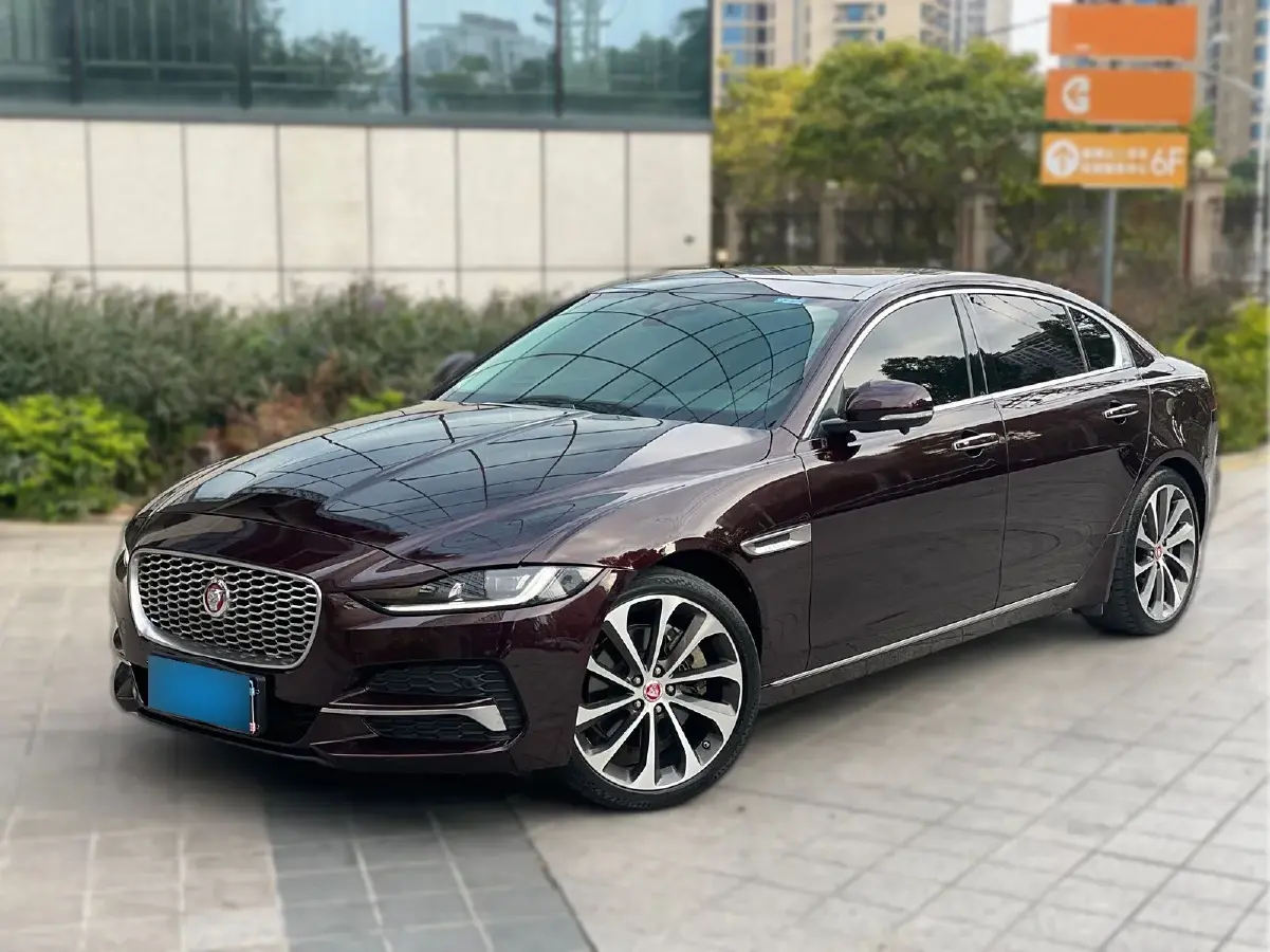 2020 Jaguar XEL 2.0T 200HP L4 8AT