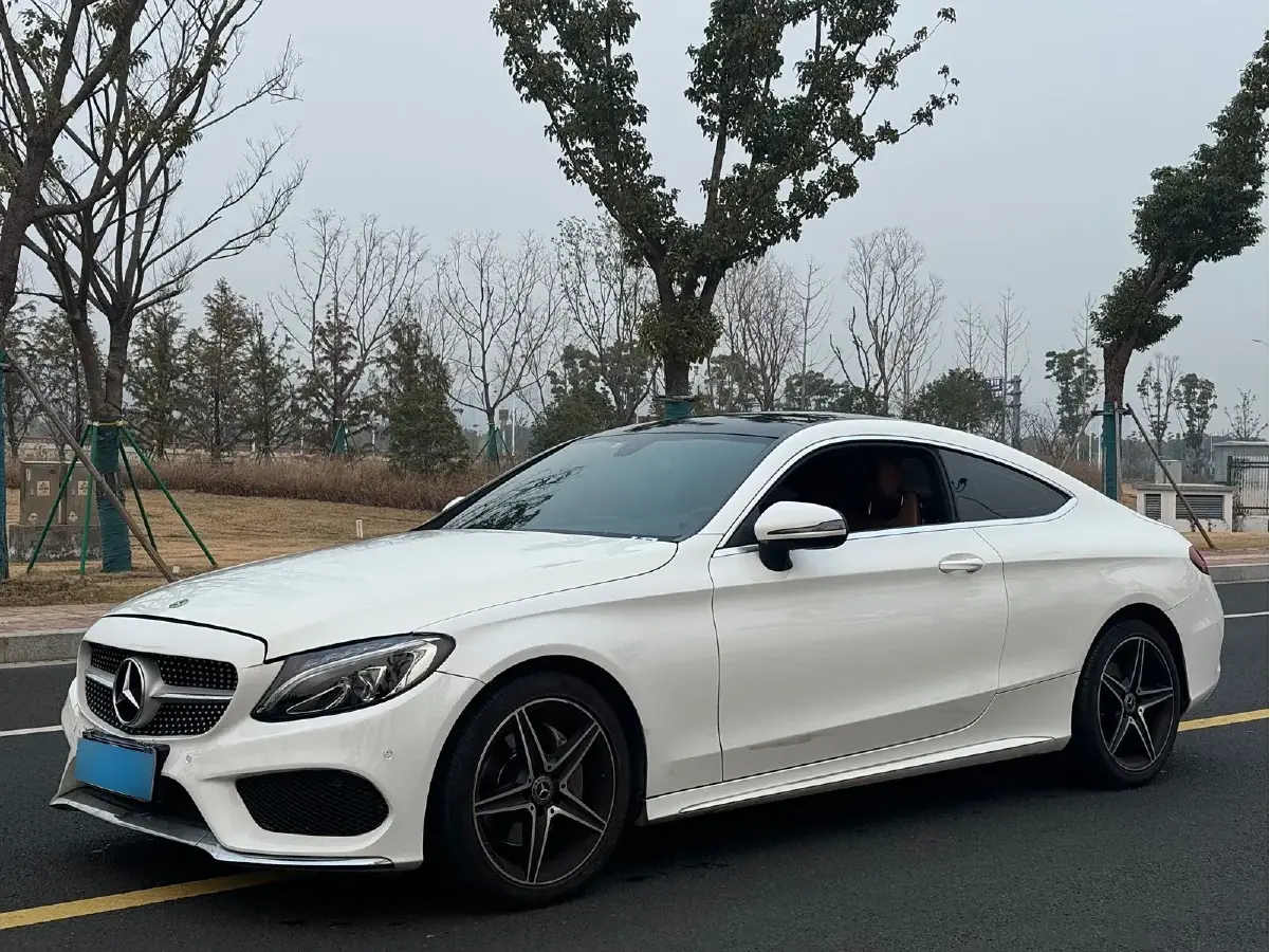2017 Mercedes-Benz C Class 2.0T 184HP L4 9AT