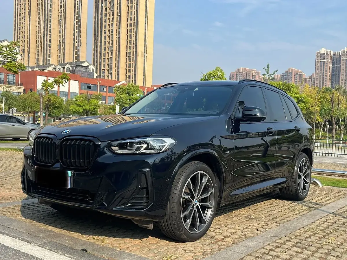 2022 BMW X3 2.0T 252HP L4 8AT