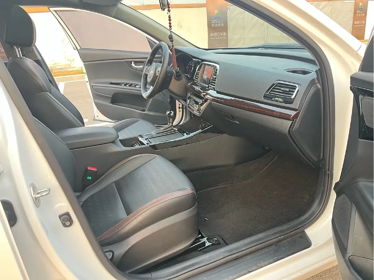 2017 Kia Cachet 1.8L 143HP L4 6AT,autocango,china used car exporter,china ev exporter,chinese used car exporter,chinese used ev exporter