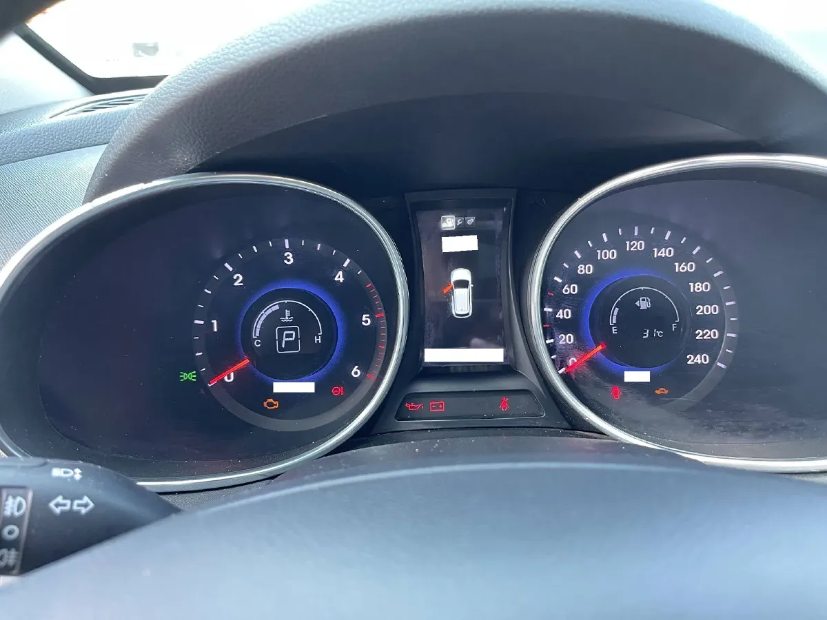 2013 Hyundai Grand SantaFe 2.2T 197HP L4 6AT,autocango,china used car exporter,china ev exporter,chinese used car exporter,chinese used ev exporter