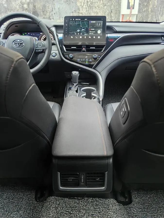 2023 Toyota Camry 2.0L 177HP L4 CVT,autocango,china used car exporter,china ev exporter,chinese used car exporter,chinese used ev exporter