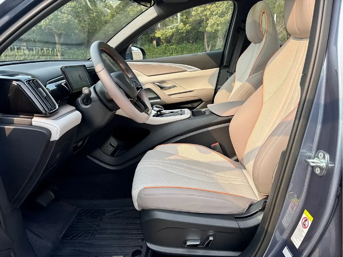 2024 BYD Song Pro 1.5L 110HP L4 E-CVT PHEV 18.3KWH,autocango,china used car exporter,china ev exporter,chinese used car exporter,chinese used ev exporter