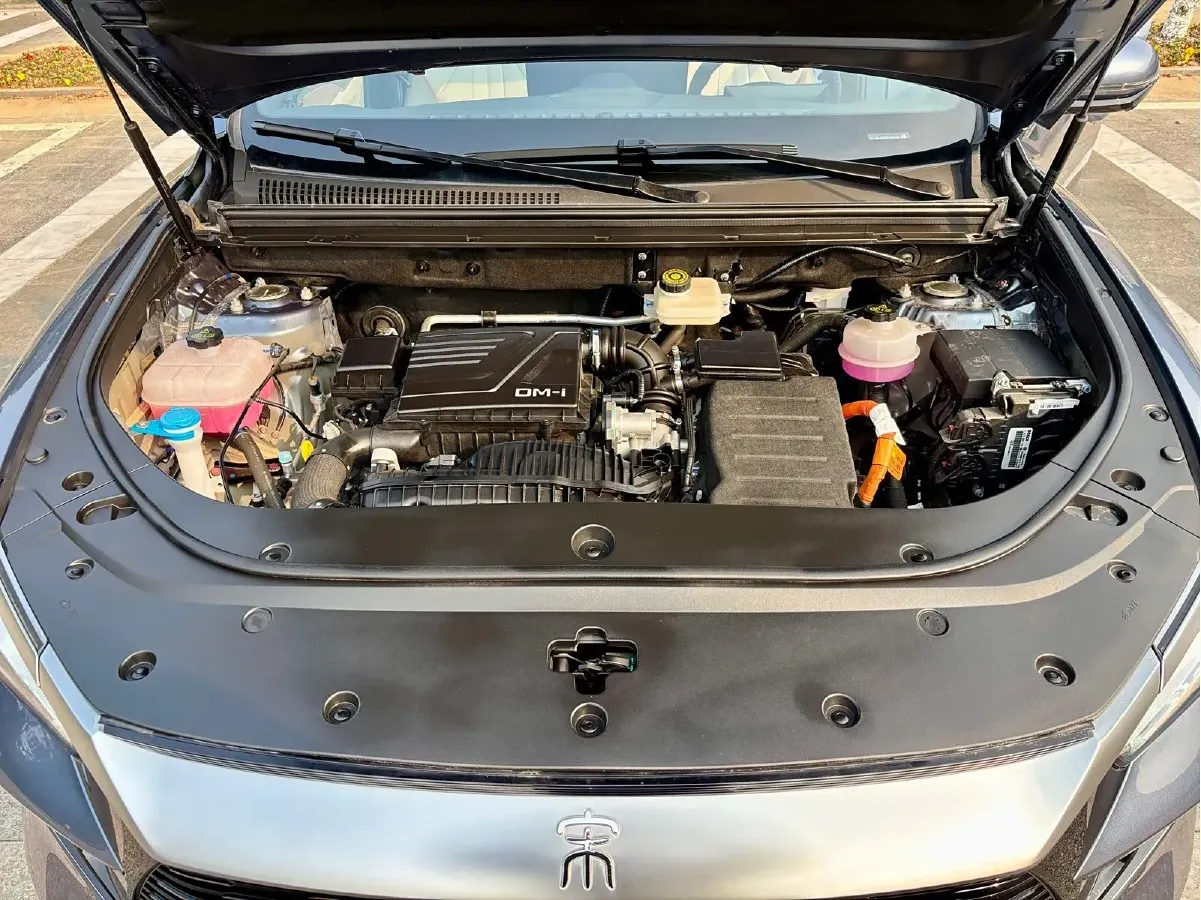 2024 BYD Song Pro 1.5L 110HP L4 E-CVT PHEV 18.3KWH,autocango,china used car exporter,china ev exporter,chinese used car exporter,chinese used ev exporter