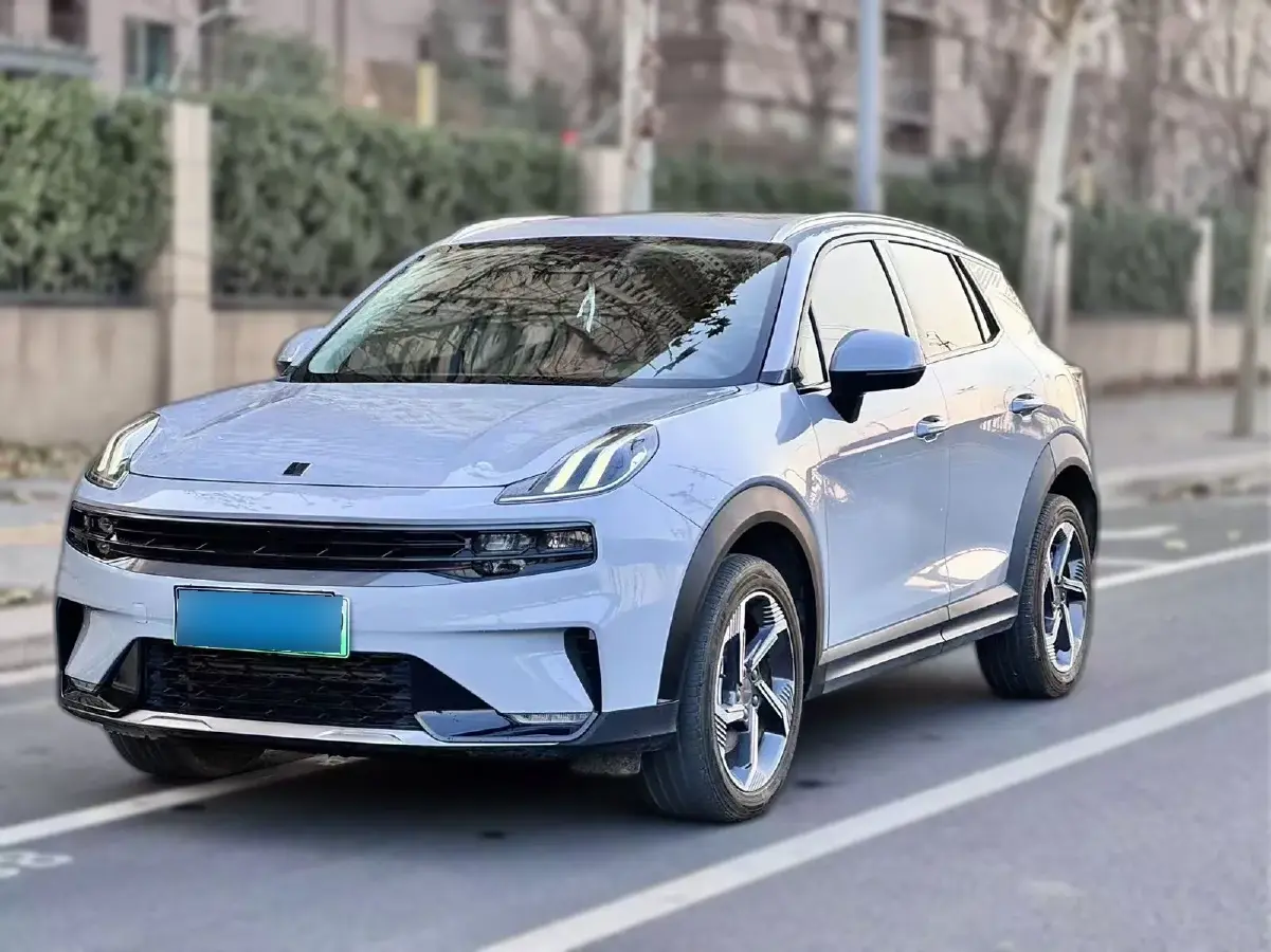 2023 LYNK&CO 06 New Energy 1.5T 177HP L3 7DCT PHEV 15.5KWH