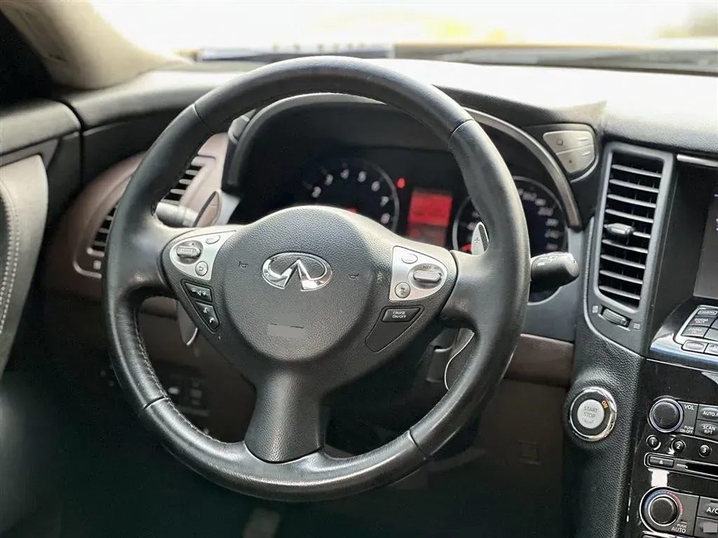 2011 Infiniti FX 3.5L 332HP V6 7AT,autocango,china used car exporter,china ev exporter,chinese used car exporter,chinese used ev exporter