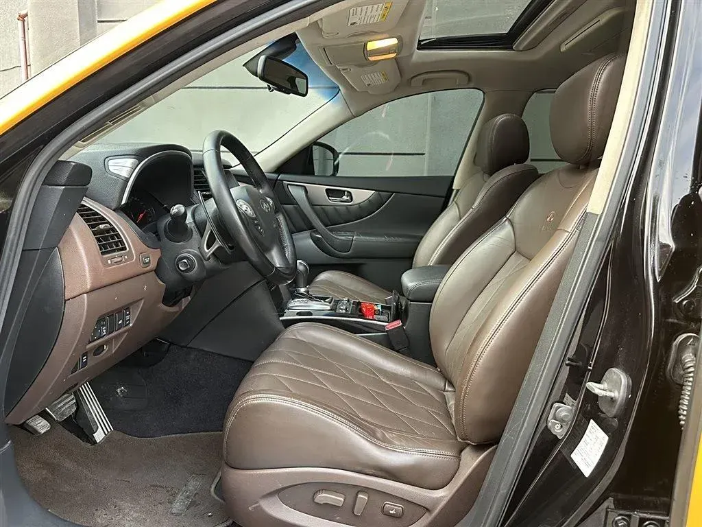 2011 Infiniti FX 3.5L 332HP V6 7AT,autocango,china used car exporter,china ev exporter,chinese used car exporter,chinese used ev exporter