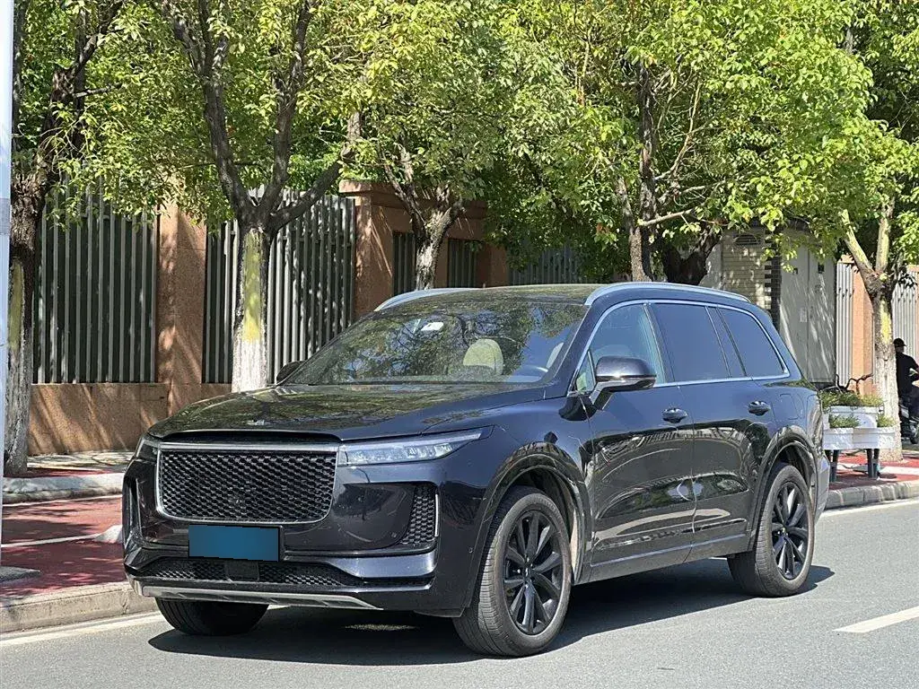 2020 Li ONE Range Extended 131HP REEV 40.5KWH