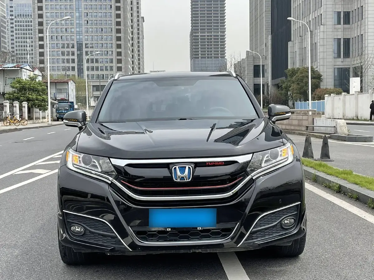 2017 Honda UR-V 1.5T 193HP L4 CVT