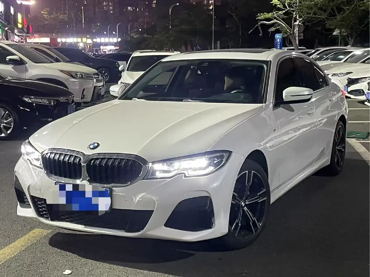 2022 BMW 3 Series 2.0T 184HP L4 8AT