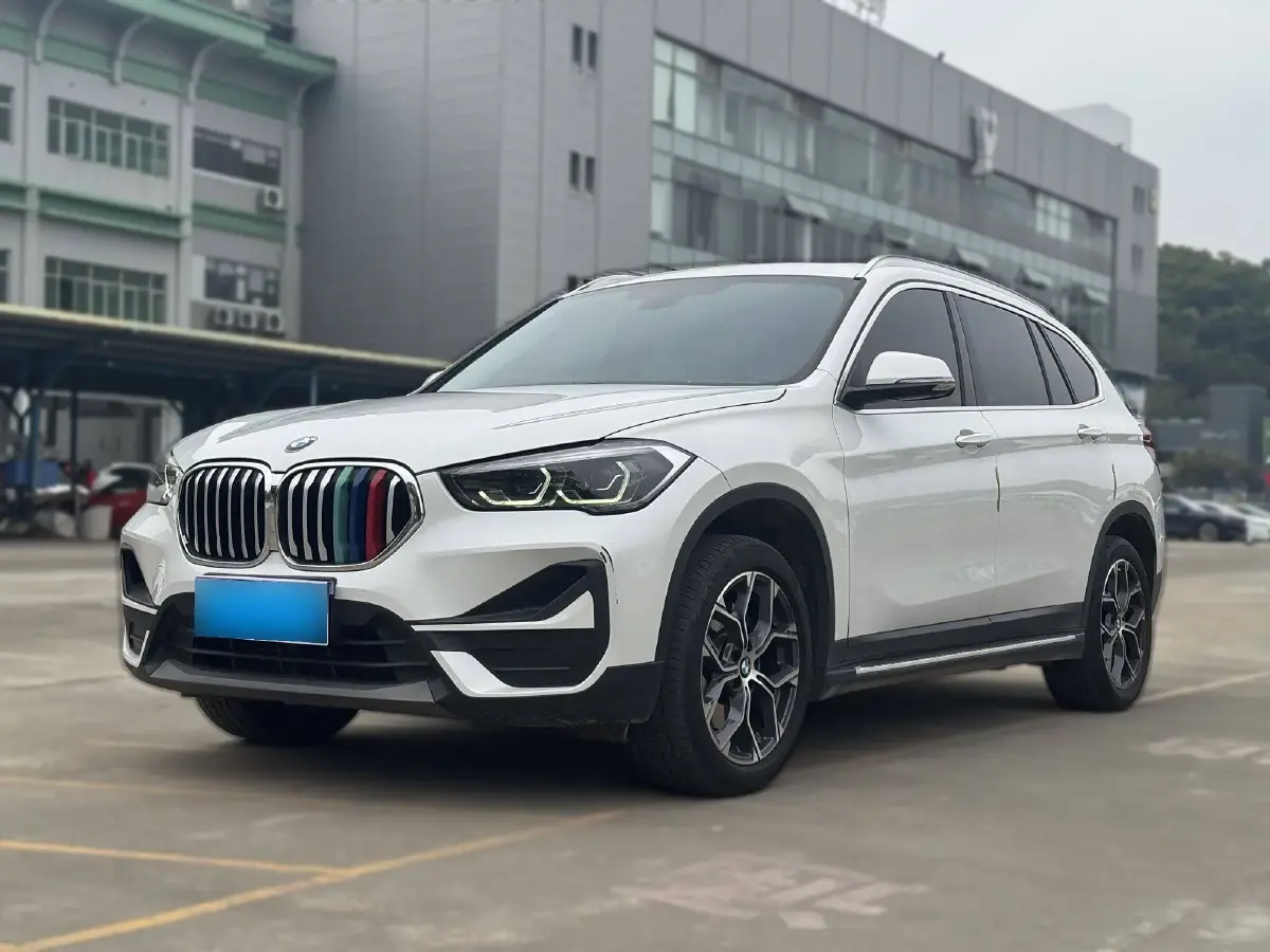 2021 BMW X1 2.0T 192HP L4 7DCT