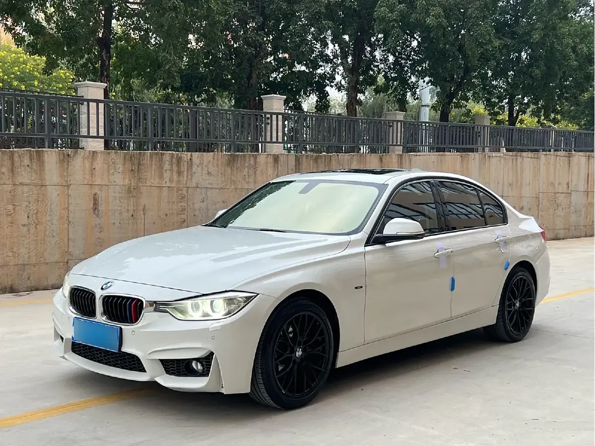 2015 BMW 3 Series 2.0T 184HP L4 8AT