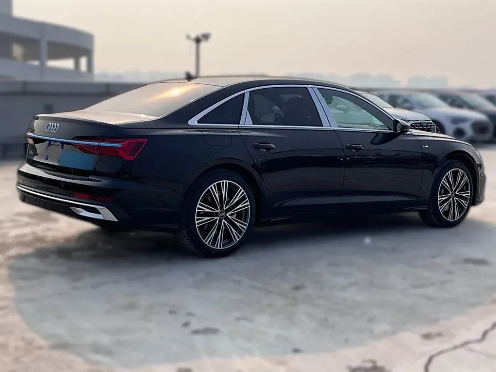 2025 Audi A6L 3.0T 340HP V6 7DCT,autocango,china used car exporter,china ev exporter,chinese used car exporter,chinese used ev exporter