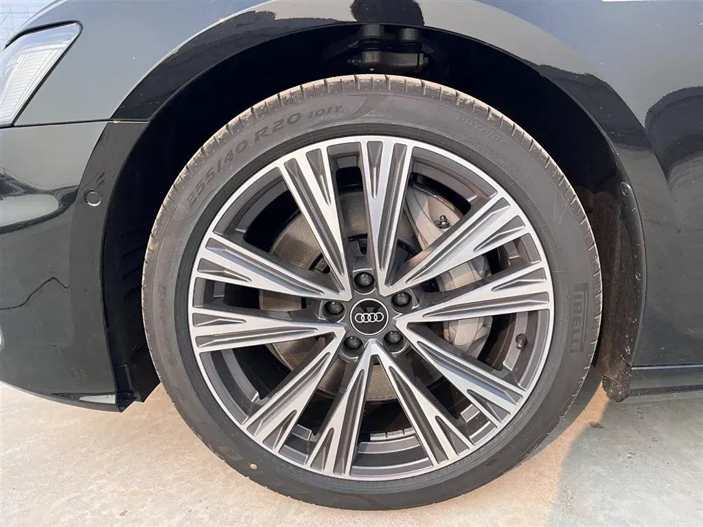 2025 Audi A6L 3.0T 340HP V6 7DCT,autocango,china used car exporter,china ev exporter,chinese used car exporter,chinese used ev exporter