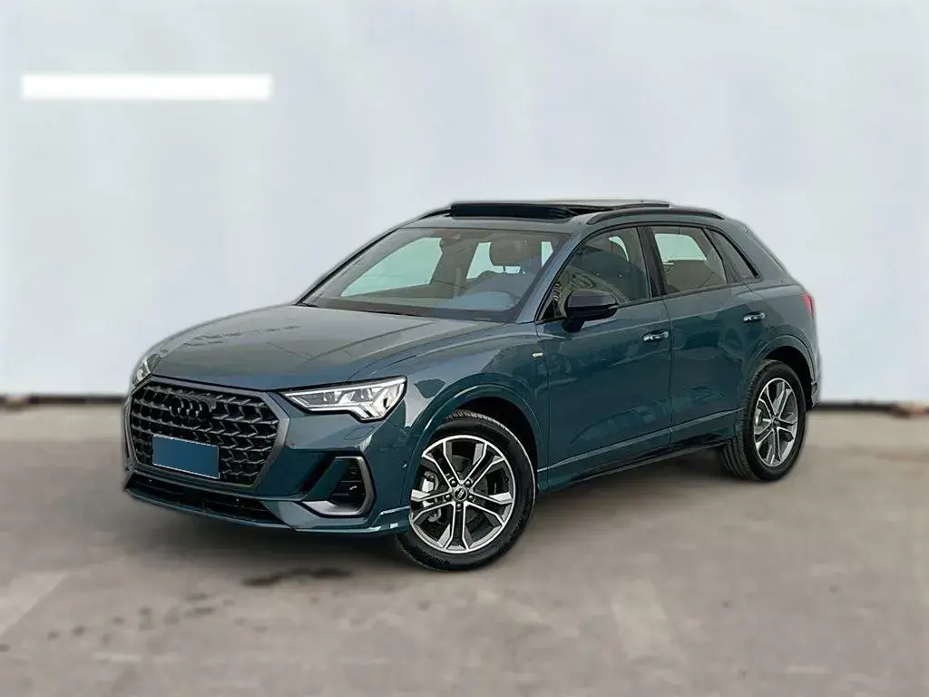 2023 Audi Q3 2.0T 220HP L4 7DCT