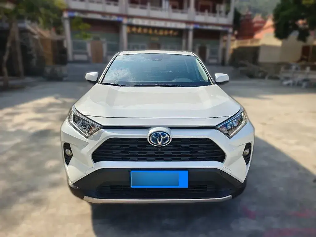 2021 Toyota RAV4 2.5L 178HP L4 E-CVT Hybrid