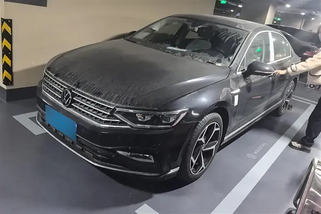 2023 Volkswagen Magotan 2.0T 186HP L4 7DCT