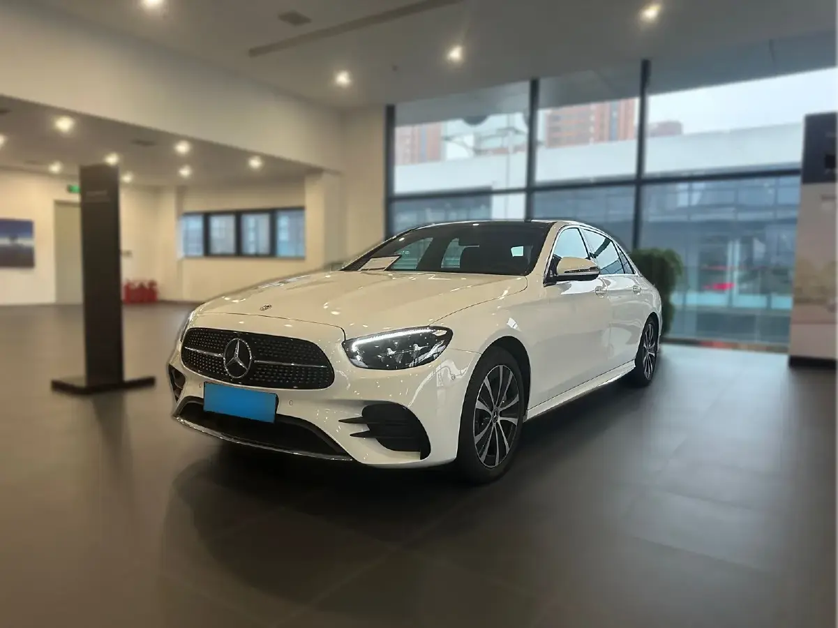 2023 Mercedes-Benz E Class 2.0T 211HP L4 9AT PHEV 25.4KWH