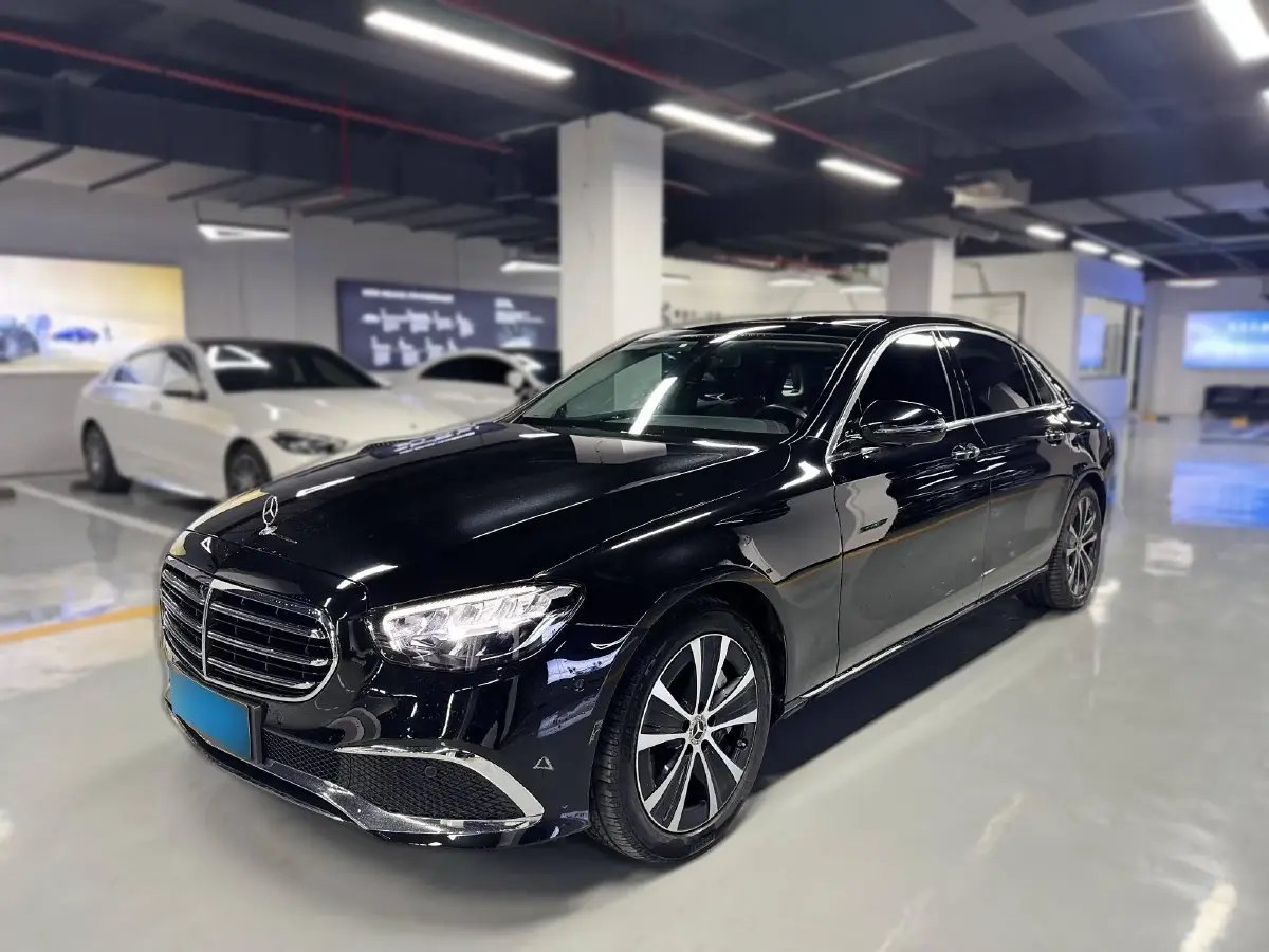 2022 Mercedes-Benz E Class 2.0T 211HP L4 9AT PHEV 25.4KWH