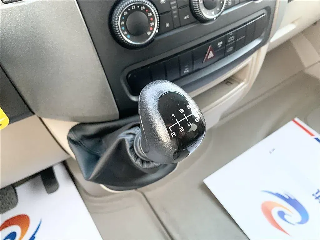 2012 Mercedes-Benz Sprinter 2.1T 150HP L4 6MT,autocango,china used car exporter,china ev exporter,chinese used car exporter,chinese used ev exporter