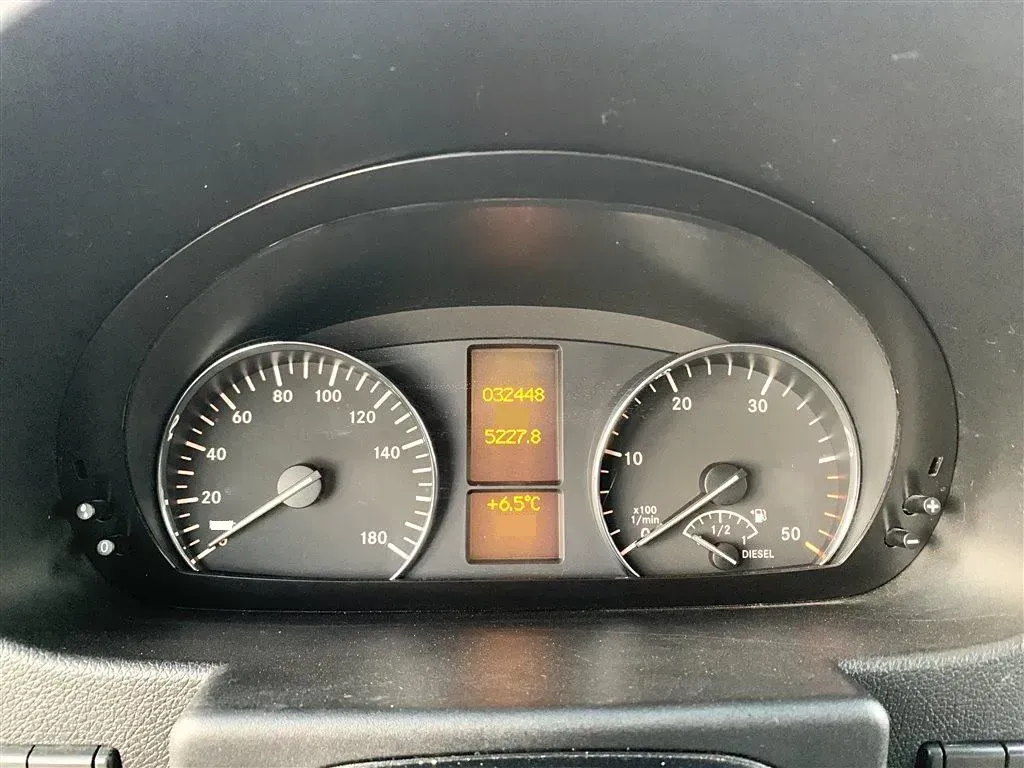 2012 Mercedes-Benz Sprinter 2.1T 150HP L4 6MT,autocango,china used car exporter,china ev exporter,chinese used car exporter,chinese used ev exporter