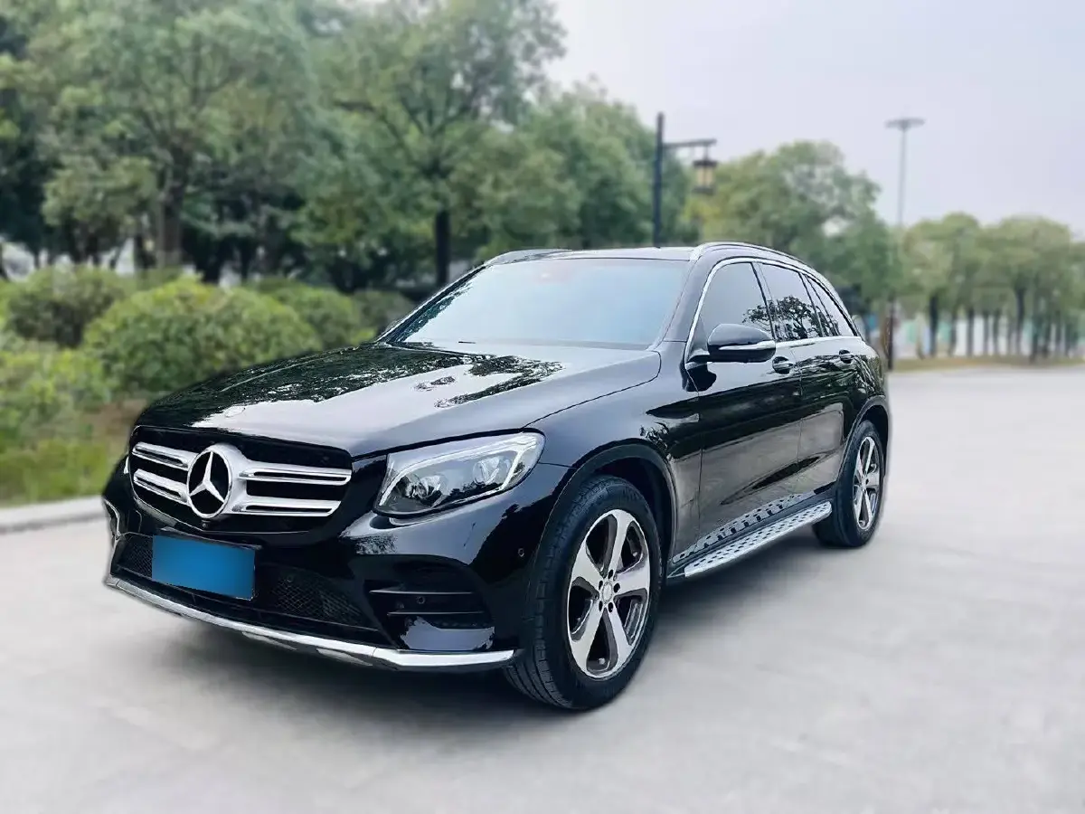2016 Mercedes-Benz GLC Class 2.0T 245HP L4 9AT