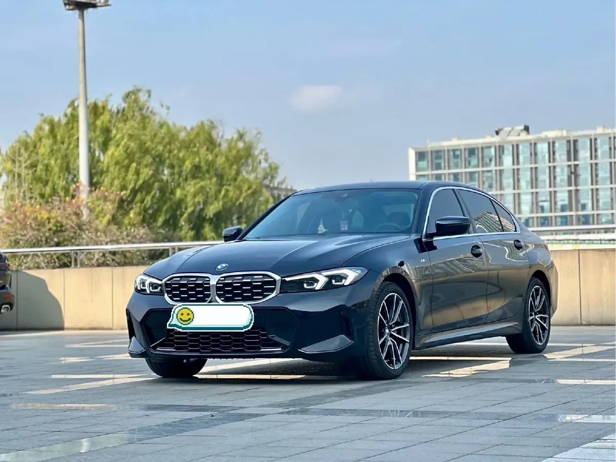 2024 BMW 3 Series 2.0T 184HP L4 8AT