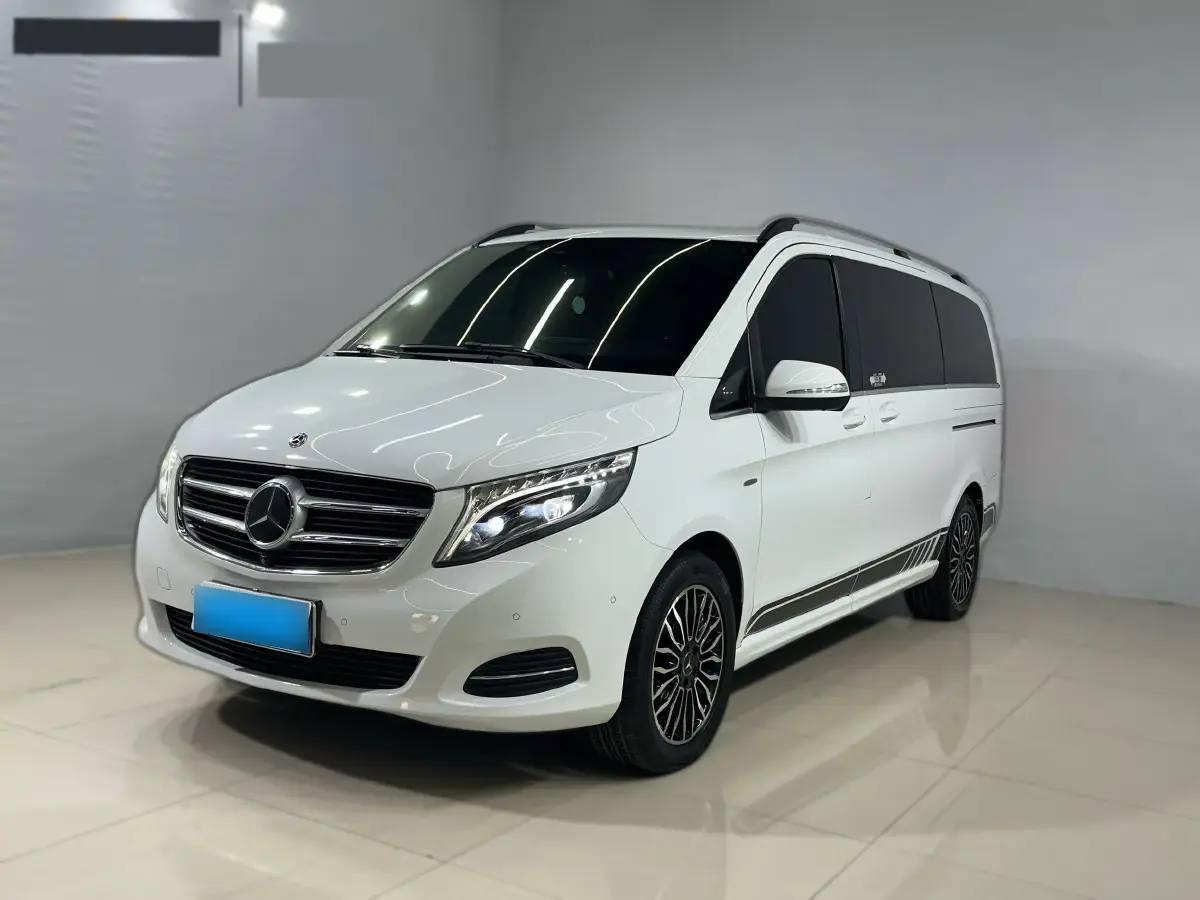 2018 Mercedes-Benz V Class 2.0T 211HP L4 7AT