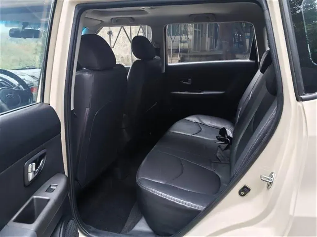 2013 Kia Soul 1.6L 123HP L4 4AT,autocango,china used car exporter,china ev exporter,chinese used car exporter,chinese used ev exporter
