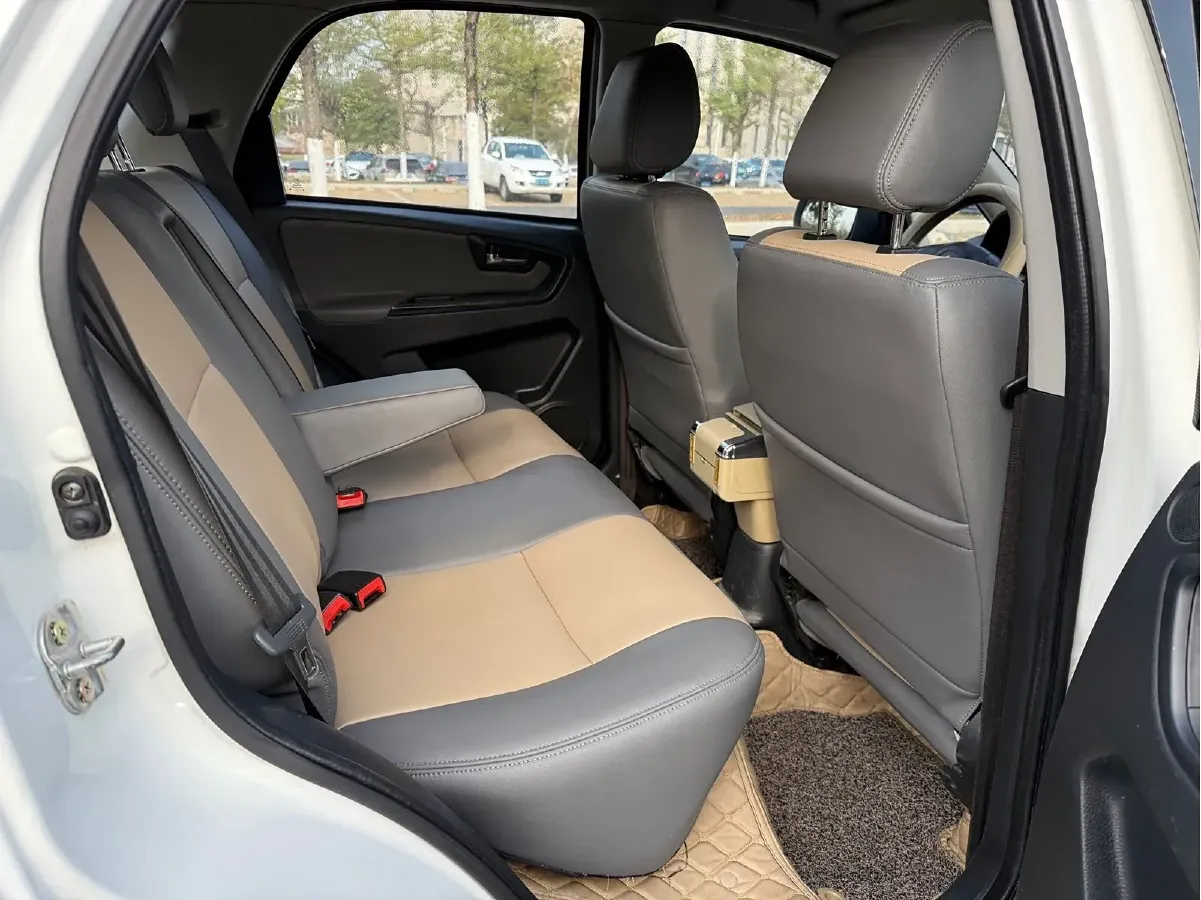 2013 Suzuki SX4 1.6L 109HP L4 4AT,autocango,china used car exporter,china ev exporter,chinese used car exporter,chinese used ev exporter