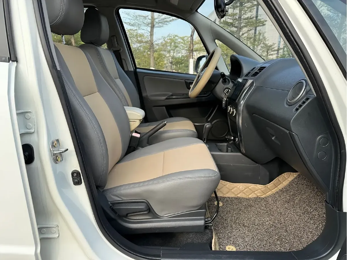 2013 Suzuki SX4 1.6L 109HP L4 4AT,autocango,china used car exporter,china ev exporter,chinese used car exporter,chinese used ev exporter