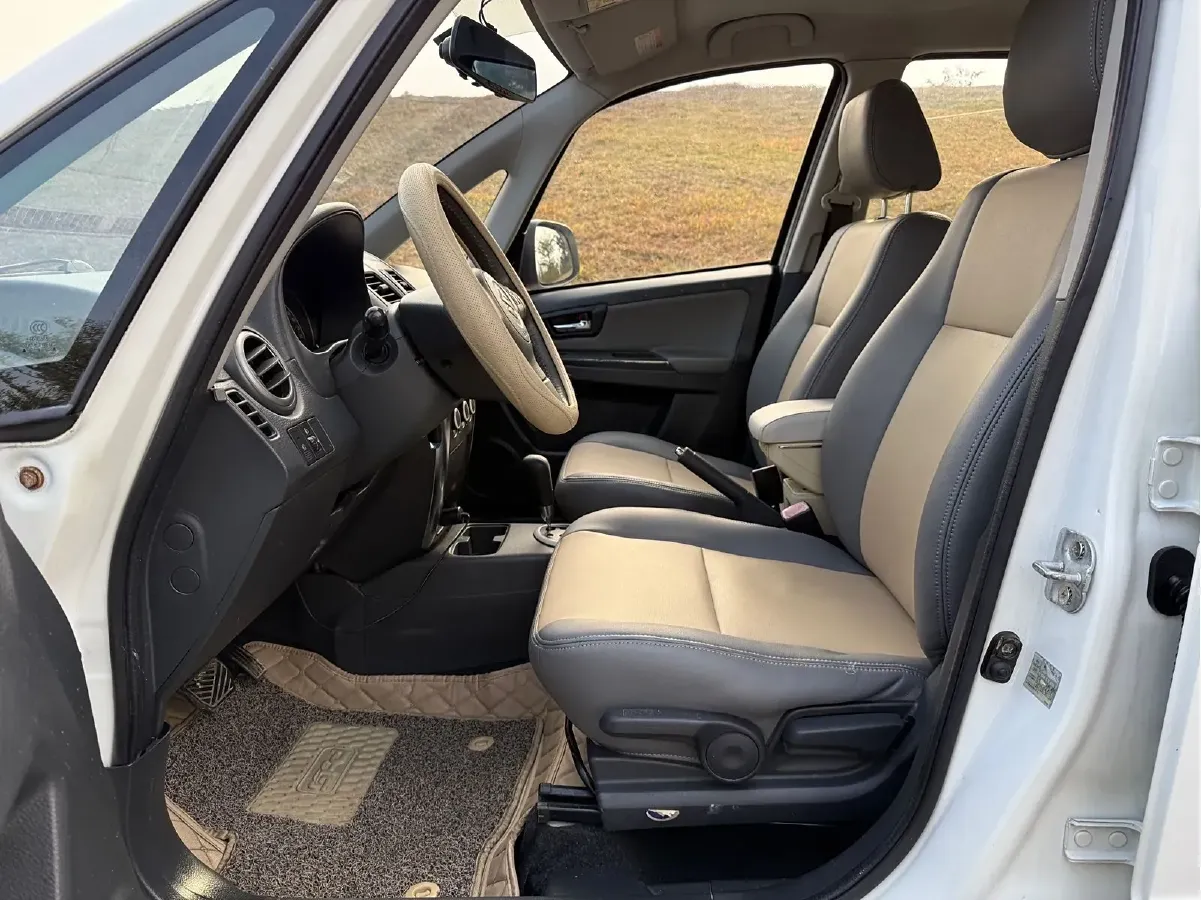 2013 Suzuki SX4 1.6L 109HP L4 4AT,autocango,china used car exporter,china ev exporter,chinese used car exporter,chinese used ev exporter