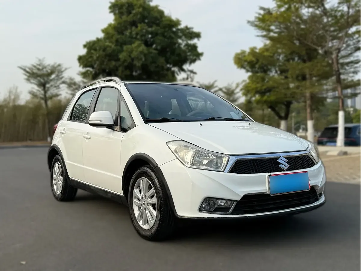 2013 Suzuki SX4 1.6L 109HP L4 4AT,autocango,china used car exporter,china ev exporter,chinese used car exporter,chinese used ev exporter