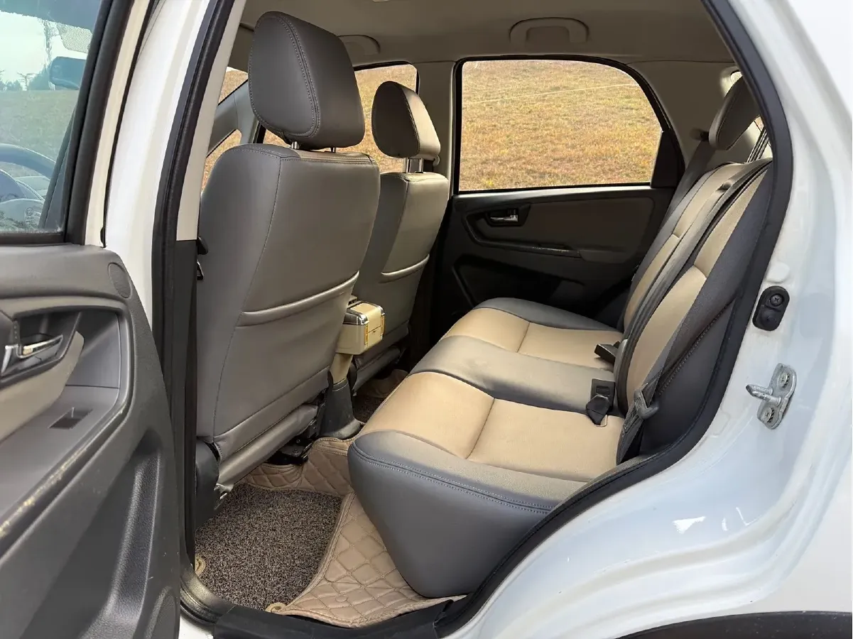 2013 Suzuki SX4 1.6L 109HP L4 4AT,autocango,china used car exporter,china ev exporter,chinese used car exporter,chinese used ev exporter