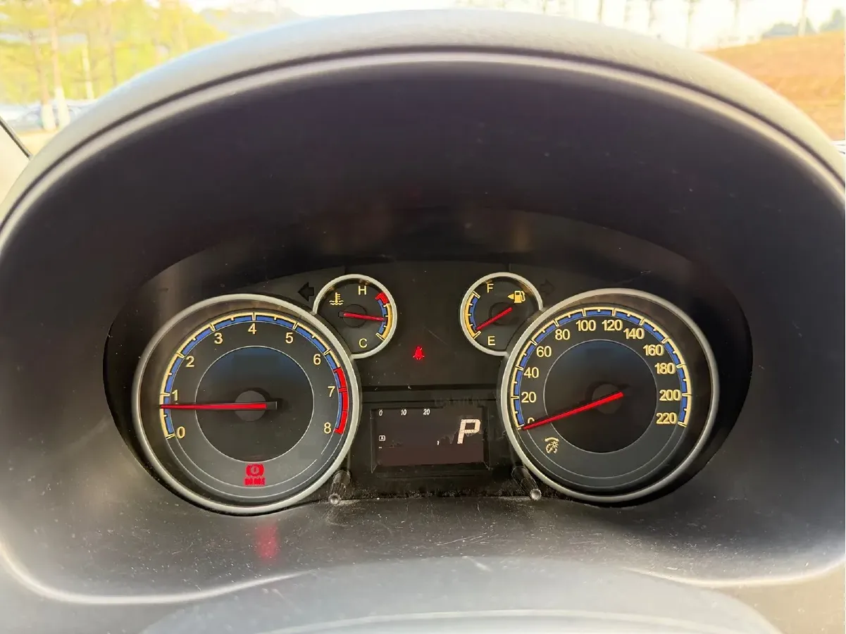 2013 Suzuki SX4 1.6L 109HP L4 4AT,autocango,china used car exporter,china ev exporter,chinese used car exporter,chinese used ev exporter